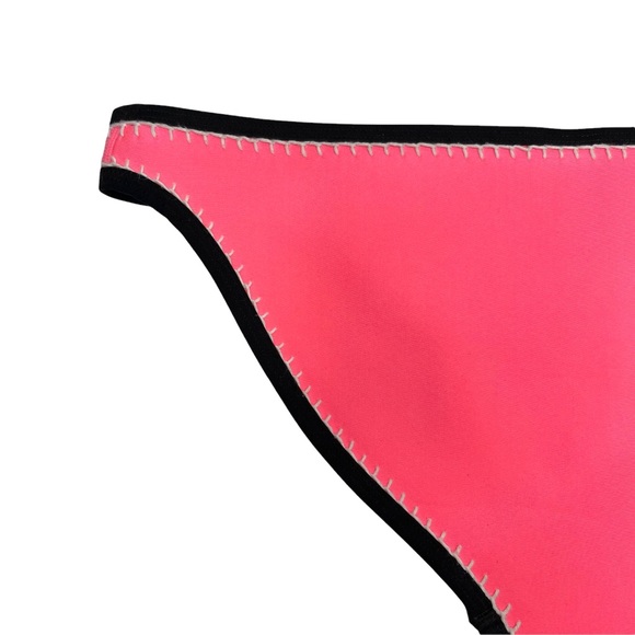 Triangl Farrah Neoprene Mix Match Bikini Set and Bag - Picture 13 of 16